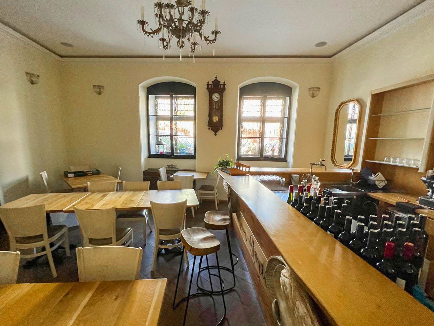 Pronájem stylové restaurace s vinárnou v Prostějově - obrázek č.13
