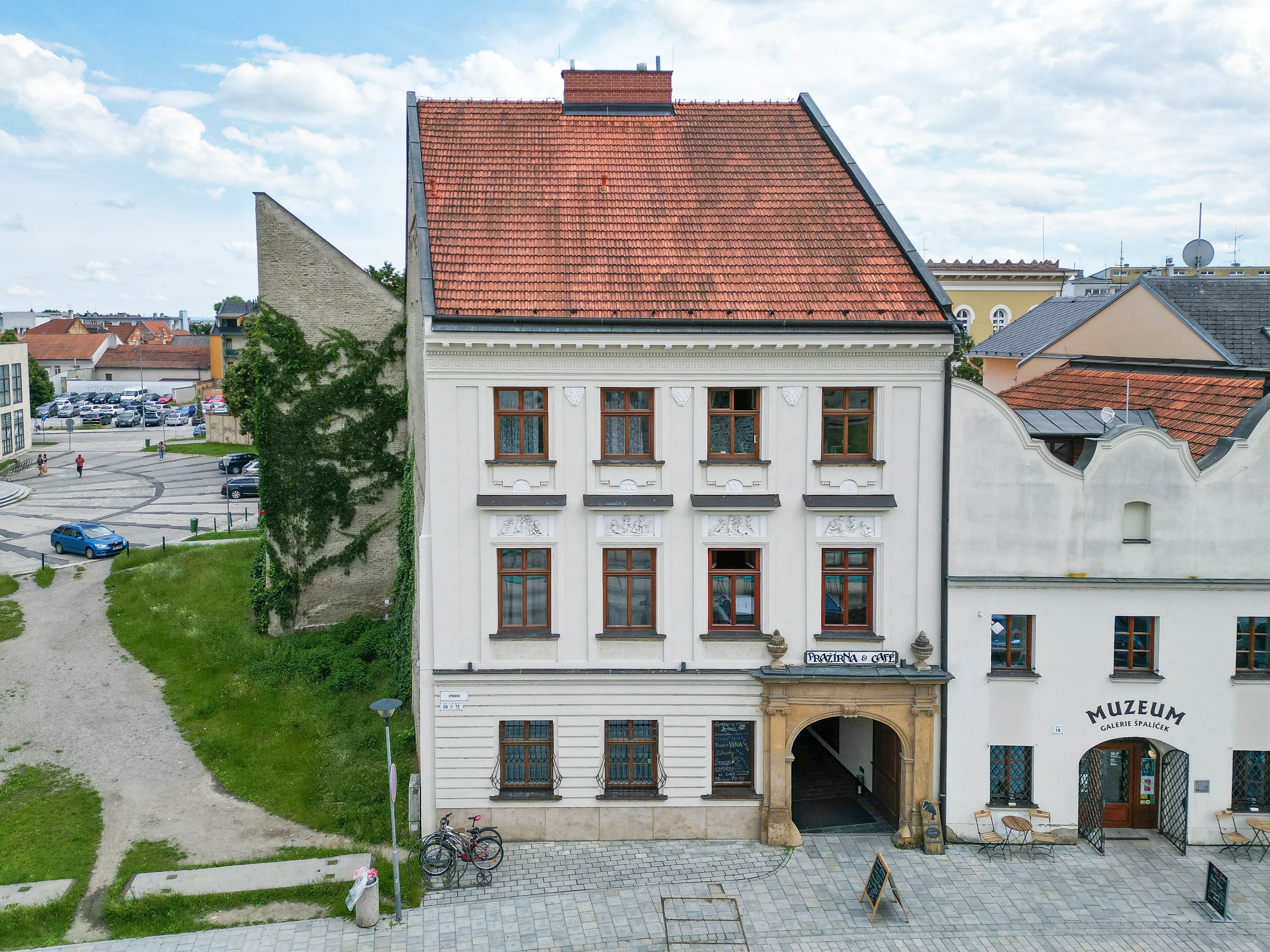 Pronájem stylové restaurace s vinárnou v Prostějově - obrázek č.26