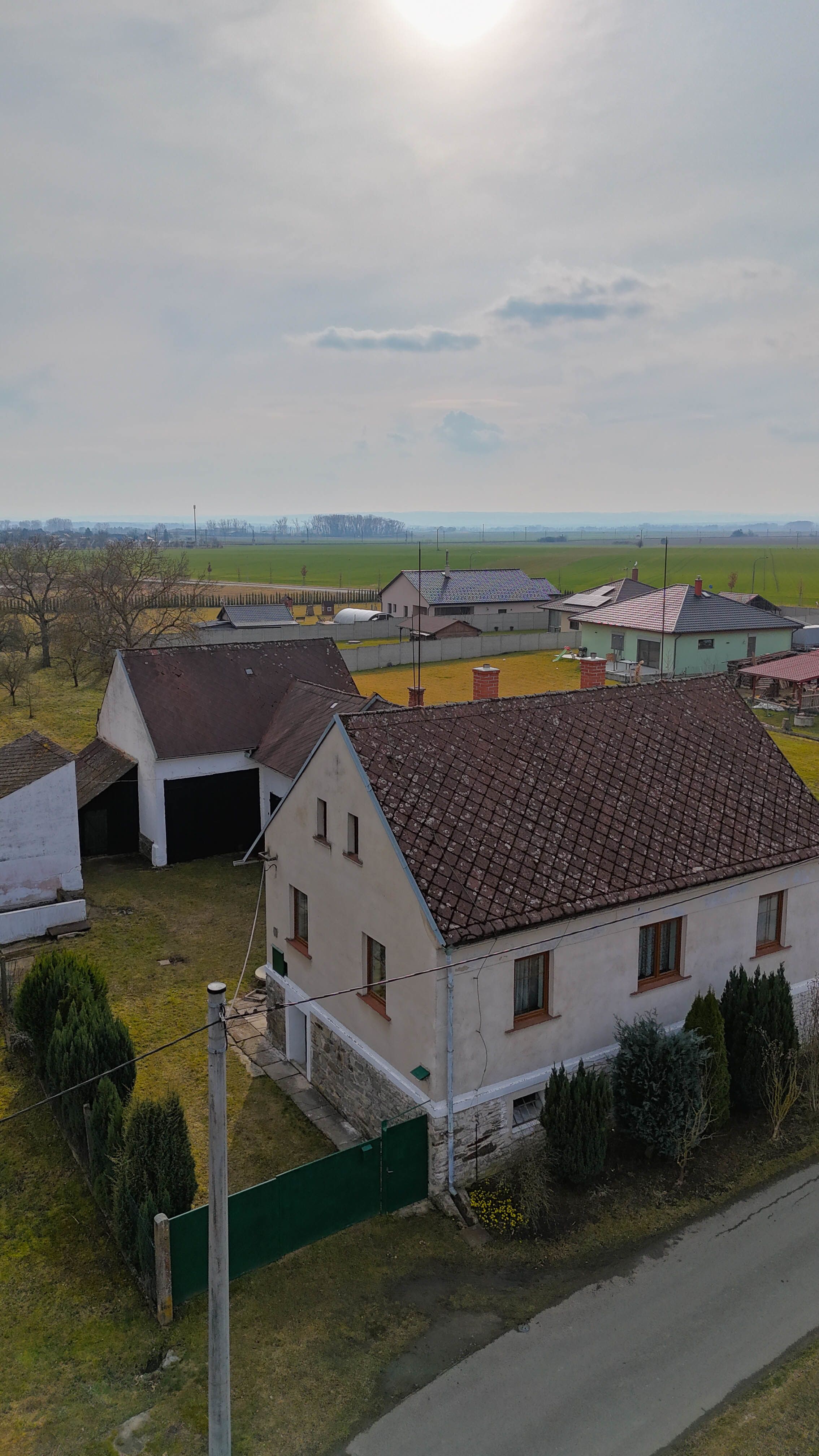 Prodej rodinného domu s hospodářským zázemím v Haukovicích - obrázek č.8