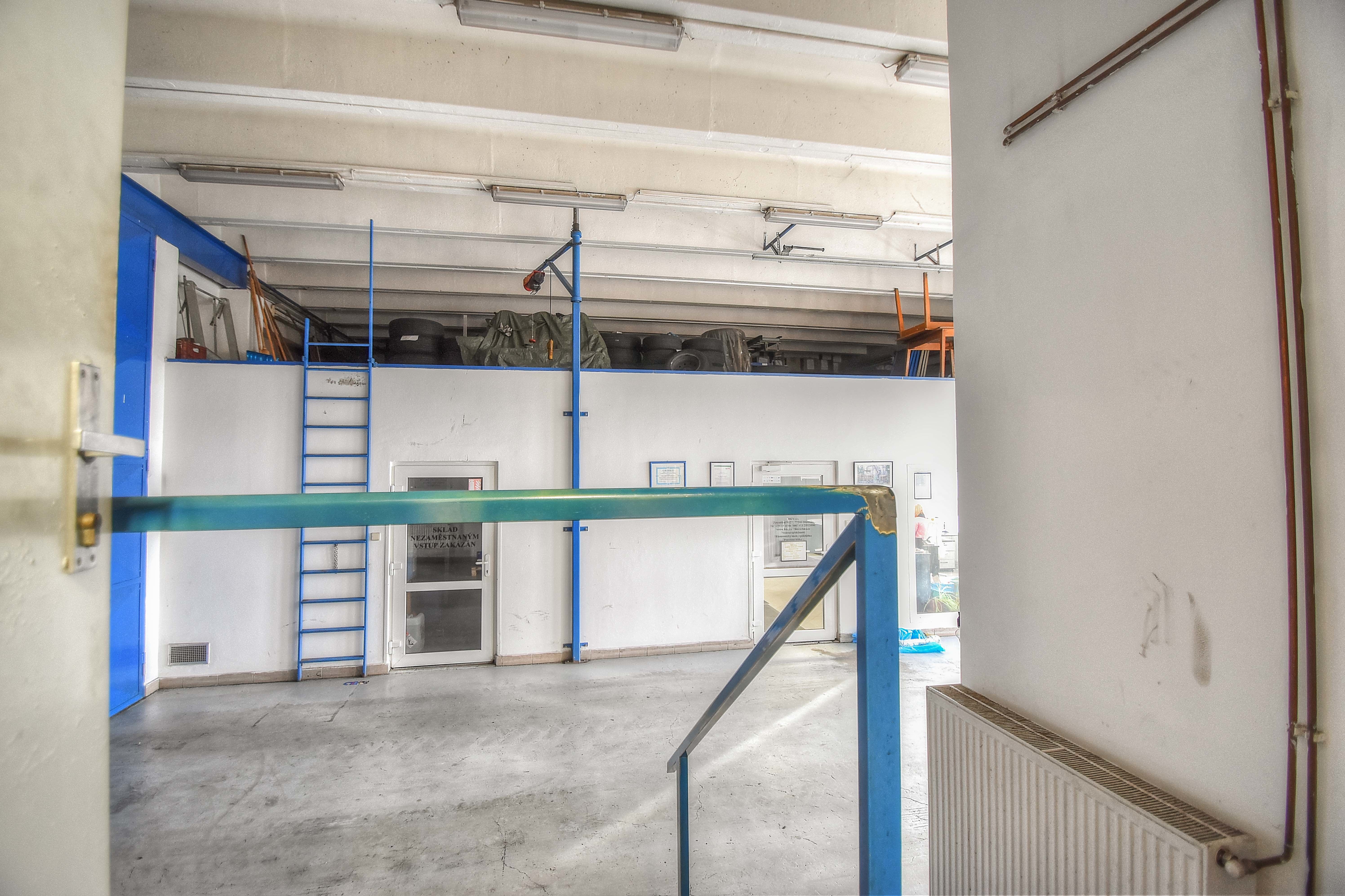 Prodej nebytových prostor a pozemků v Olomouci-Chválkovicích - obrázek č.19