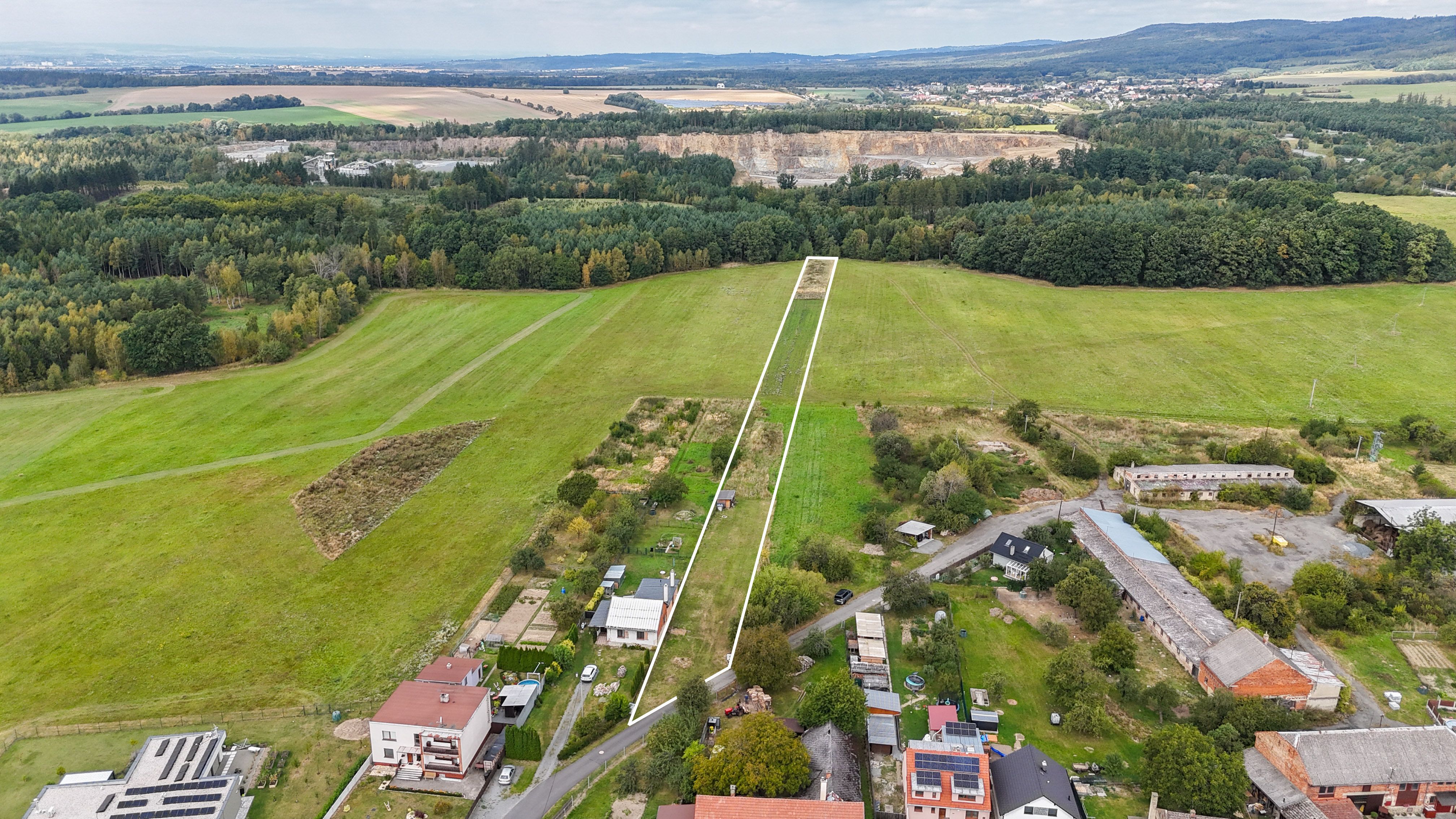 Nová cena! Prodej stavebního pozemku 5394 m2 - Staměřice - titulní obrázek