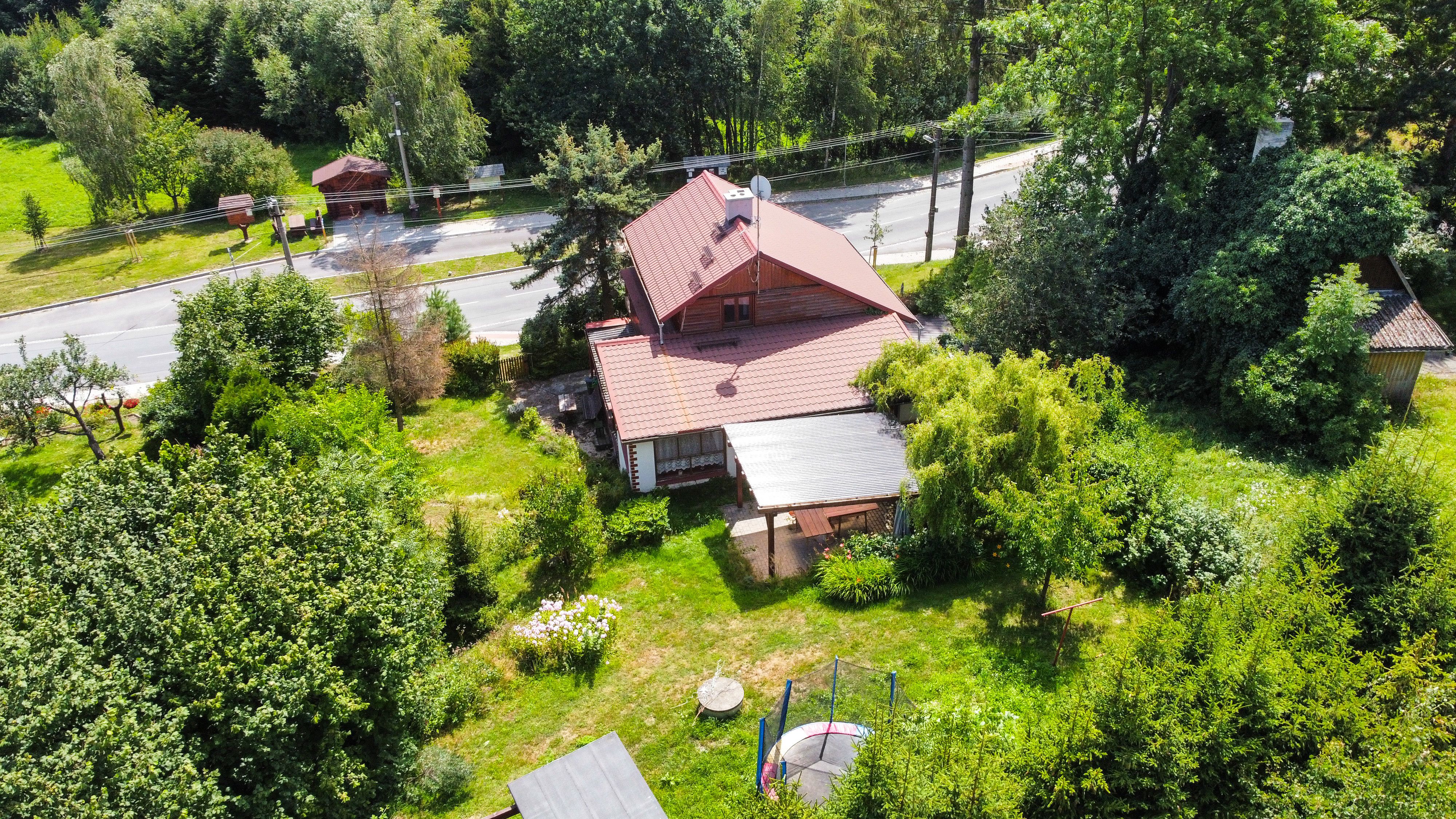 Prodej velmi pěkné chaty obci Mutkov - obrázek č.5