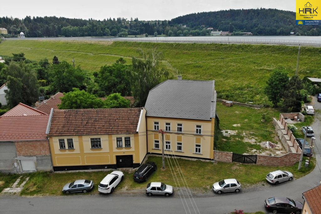 Prodej rodinného sídla (domu) u Plumlovské přehrady - obrázek č.1